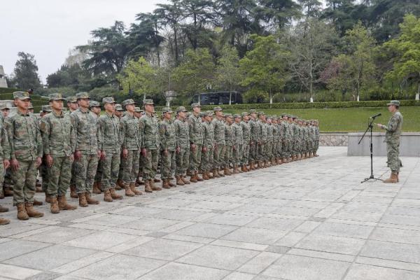 部队官兵以多种形式祭奠缅怀革命先烈