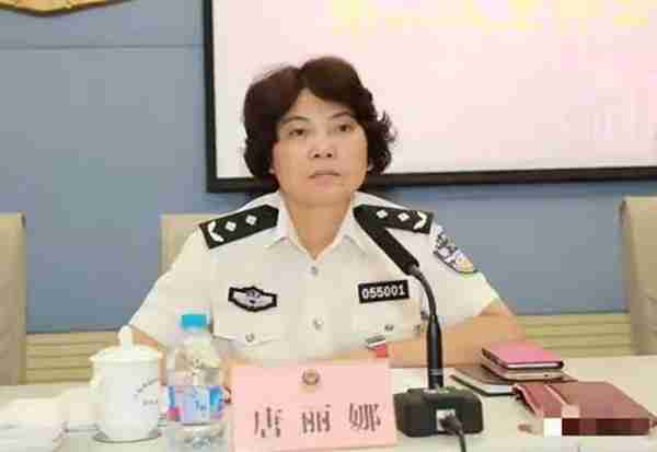 警界耻辱！上海女局长唐丽娜被判12年，频繁出入会所，敛财2401万